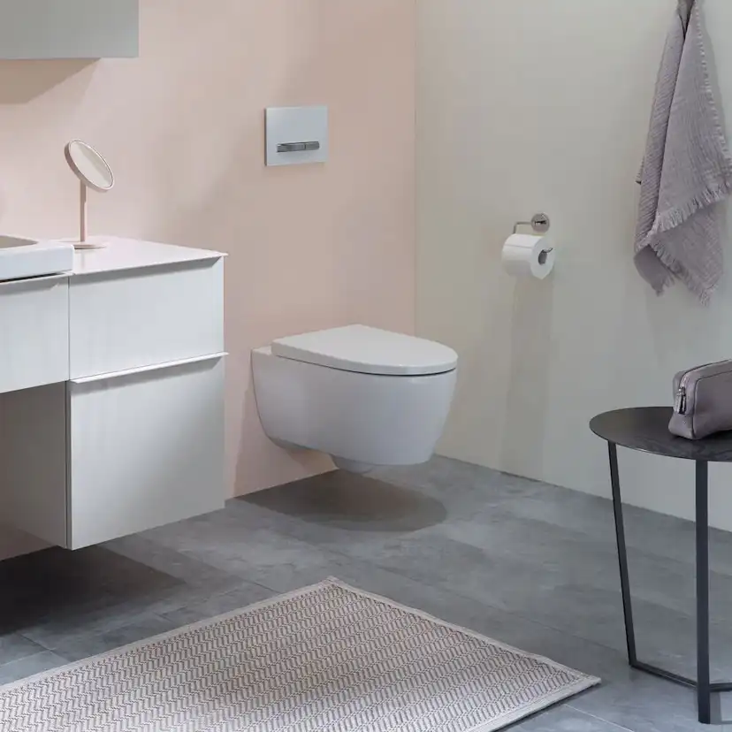Toalettpaket Geberit iCon med WC-fixtur och Spolplatta