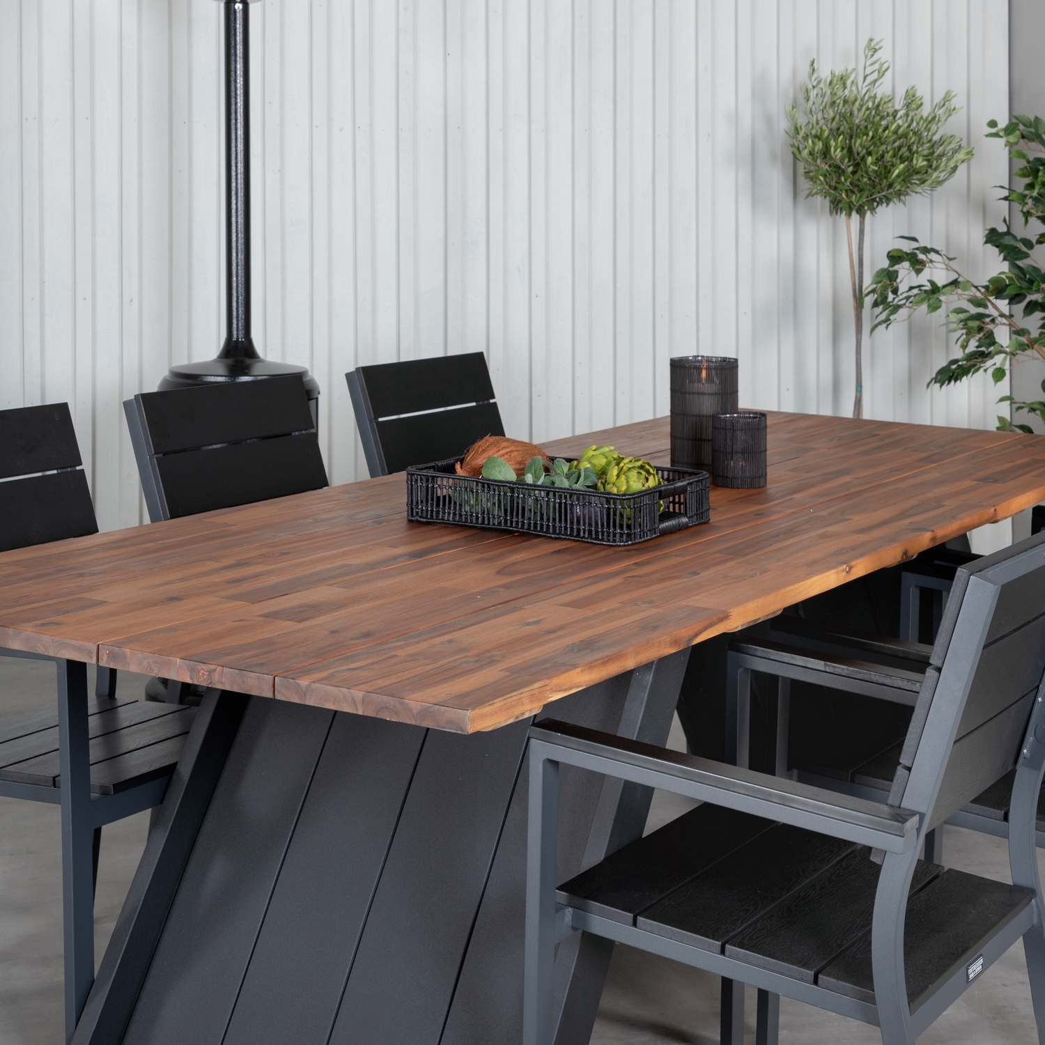 Matgrupp Venture Home Doni med 6 Lede Stapelbara Matstolar
