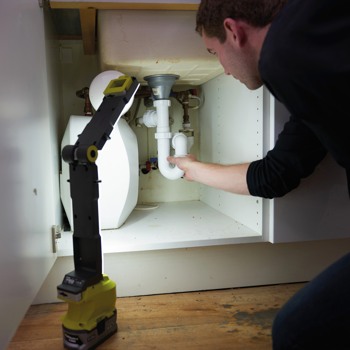 Arbetslampa RYOBI ONE+ R18ALF-0 850 lumen 18V 0,8 kg (utan batteri & laddare)