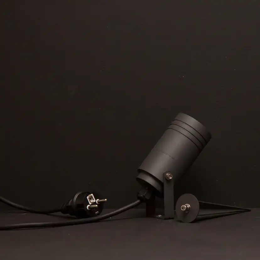 Markspotlight Llitt Sebastian GU10 35W IP65 Antracit- Med Stickpropp