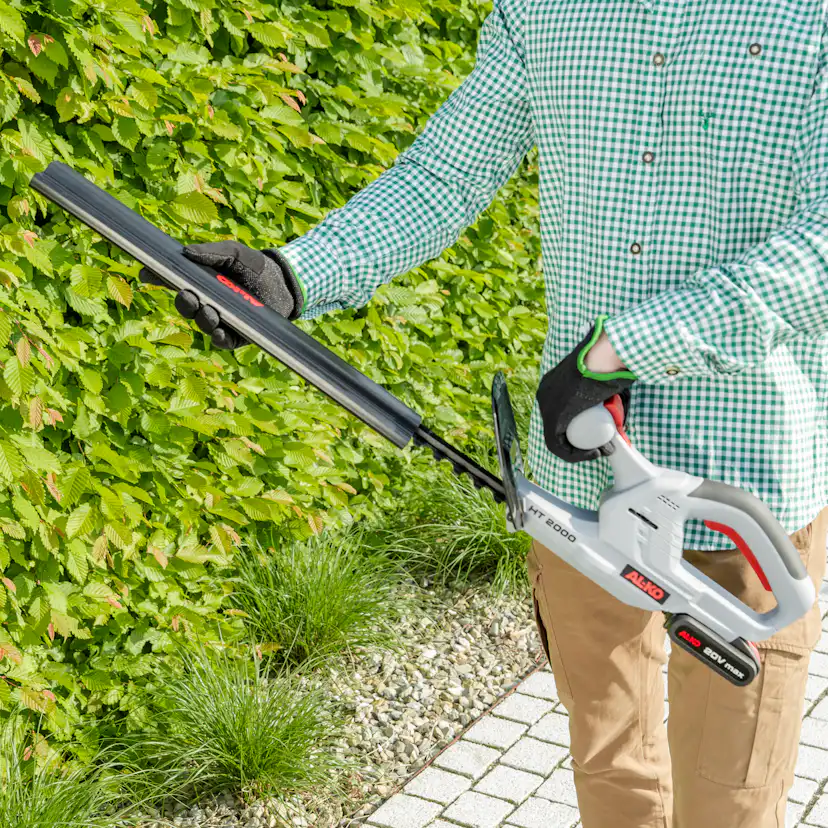 Häcksax AL-KO HT 2000 med Batteri och Laddare EasyFlex