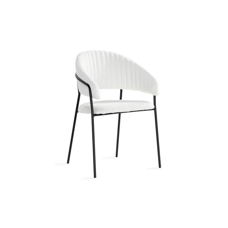 Matstol In Living Tiaki