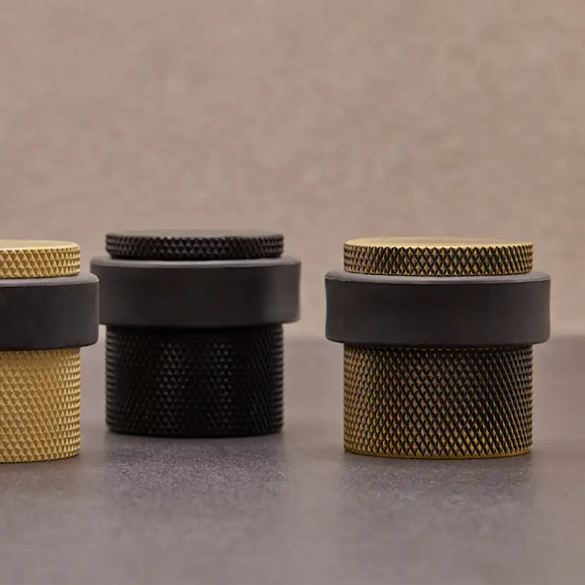 Dörrstopp Helix mörk brons 32x38mm Mörk Brons