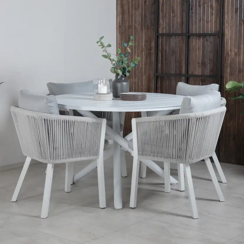 Matgrupp Venture Home Alma med 4 Virya Stolar