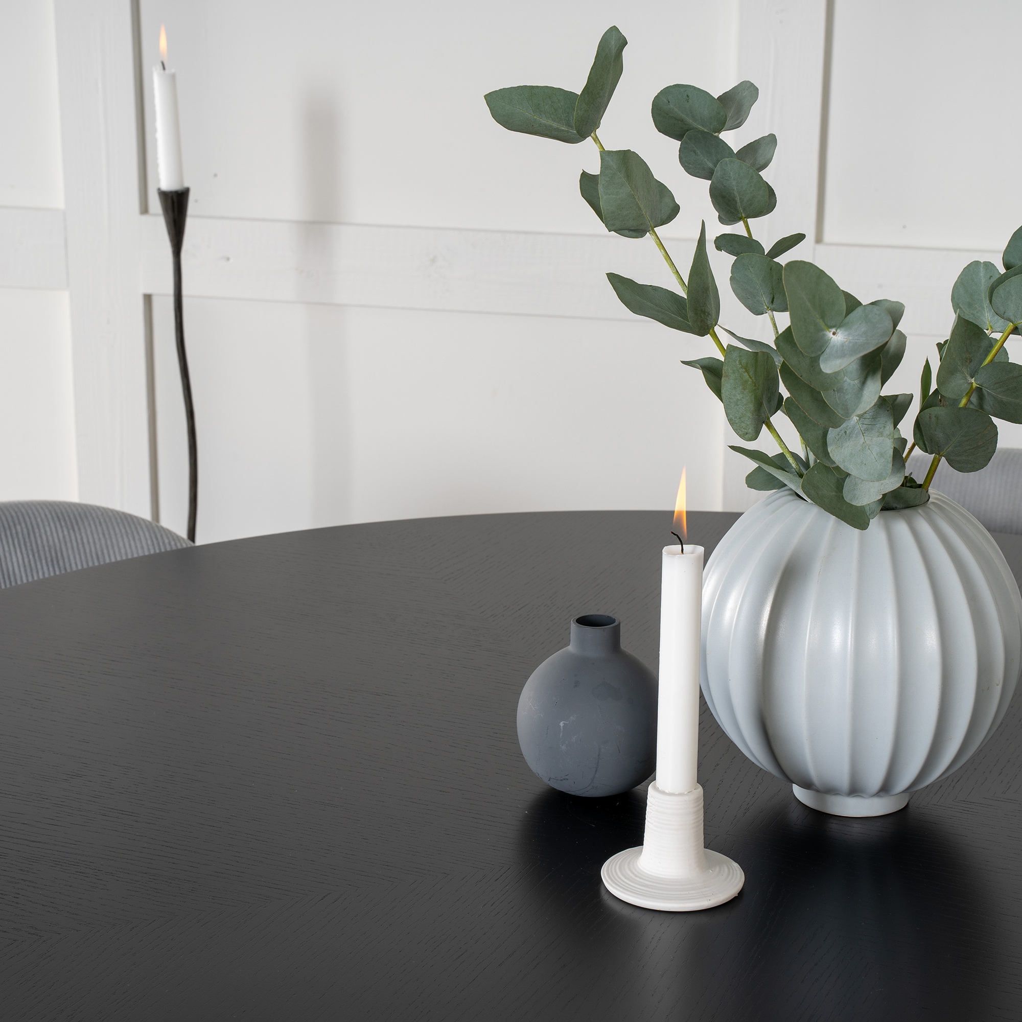 Matgrupp furniture/fashion Copenhagen med 6 Valentina Stolar