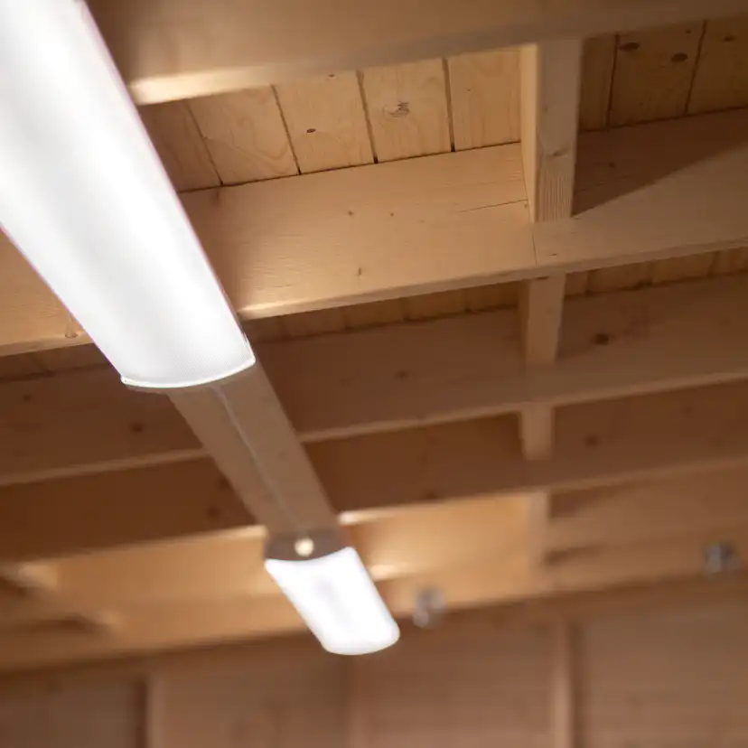 Led-Armatur Hide-a-lite Liteline Basic S med Sensor