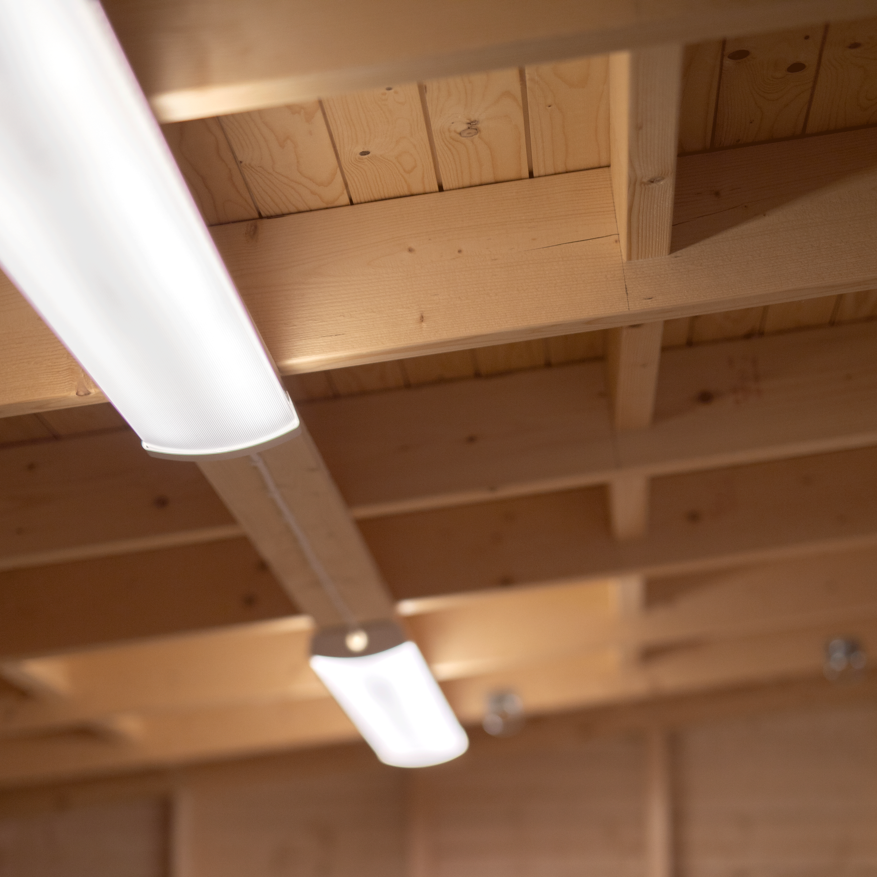 Led-Armatur Hide-a-lite Liteline Basic S med Sensor