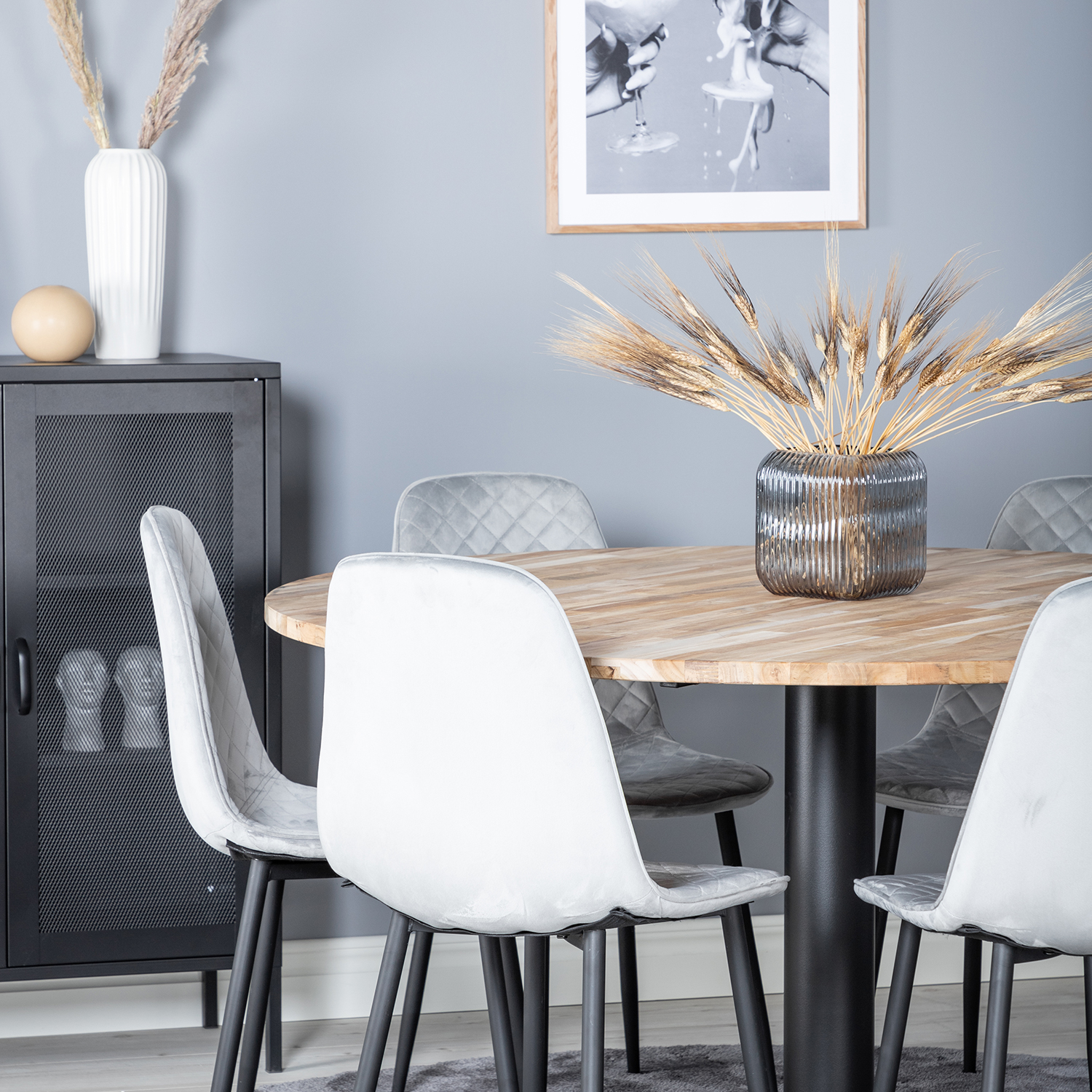 Matgrupp Venture Home Cirebon Ø140 cm med 6 Polar Stolar
