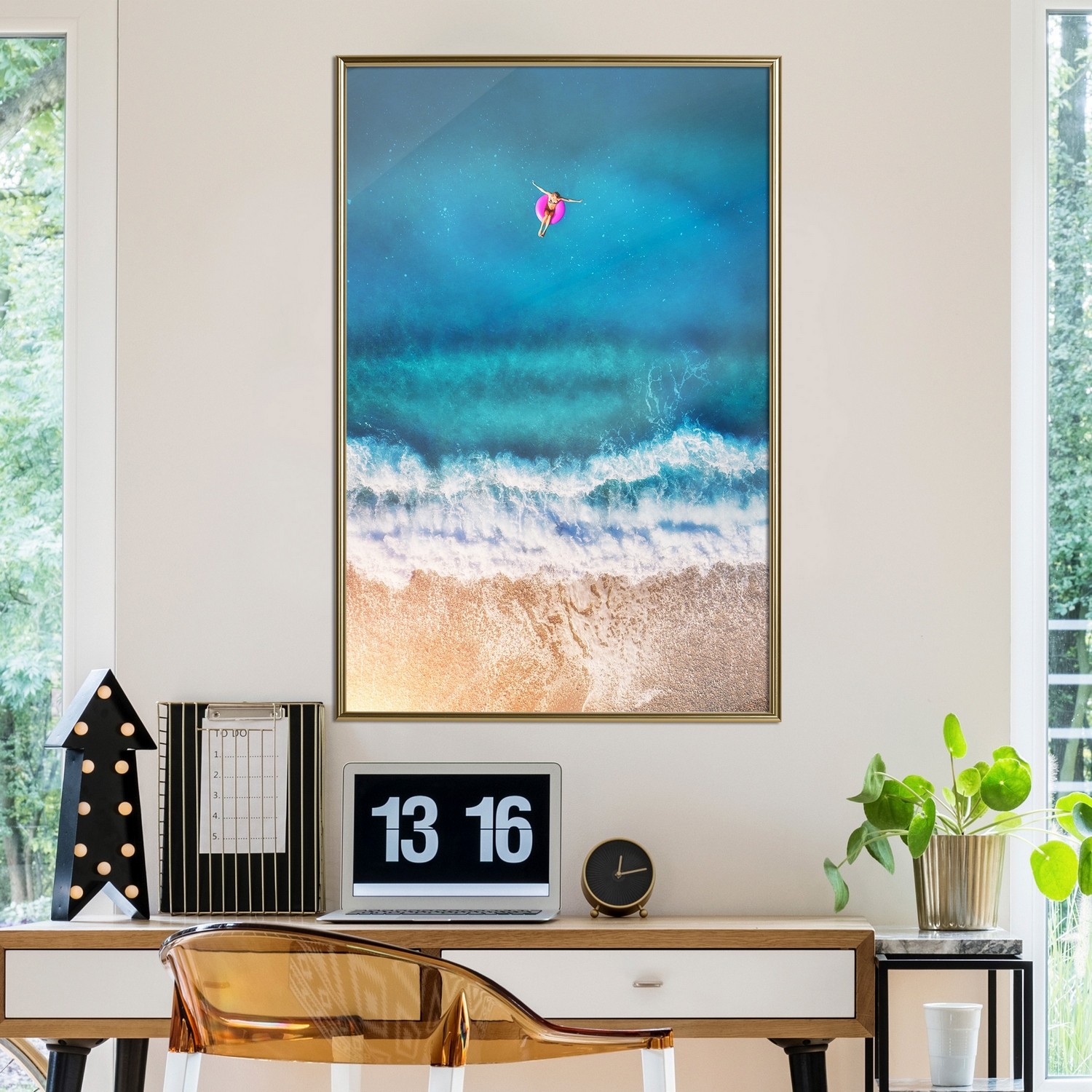 Affisch - Swimming In The Sea [Poster] 20x30 Guld ram, 20x30 cm