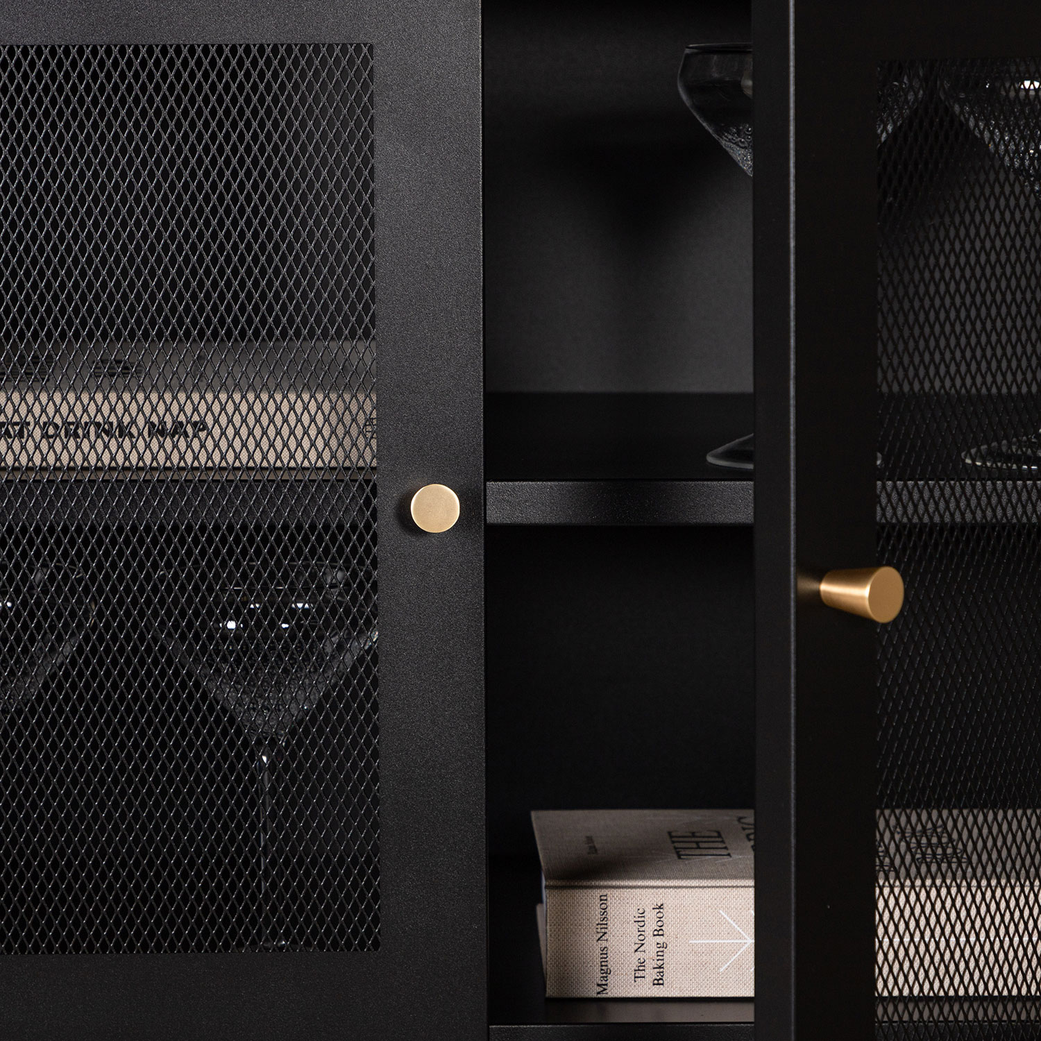 Avlastningsskåp Venture Home Malla