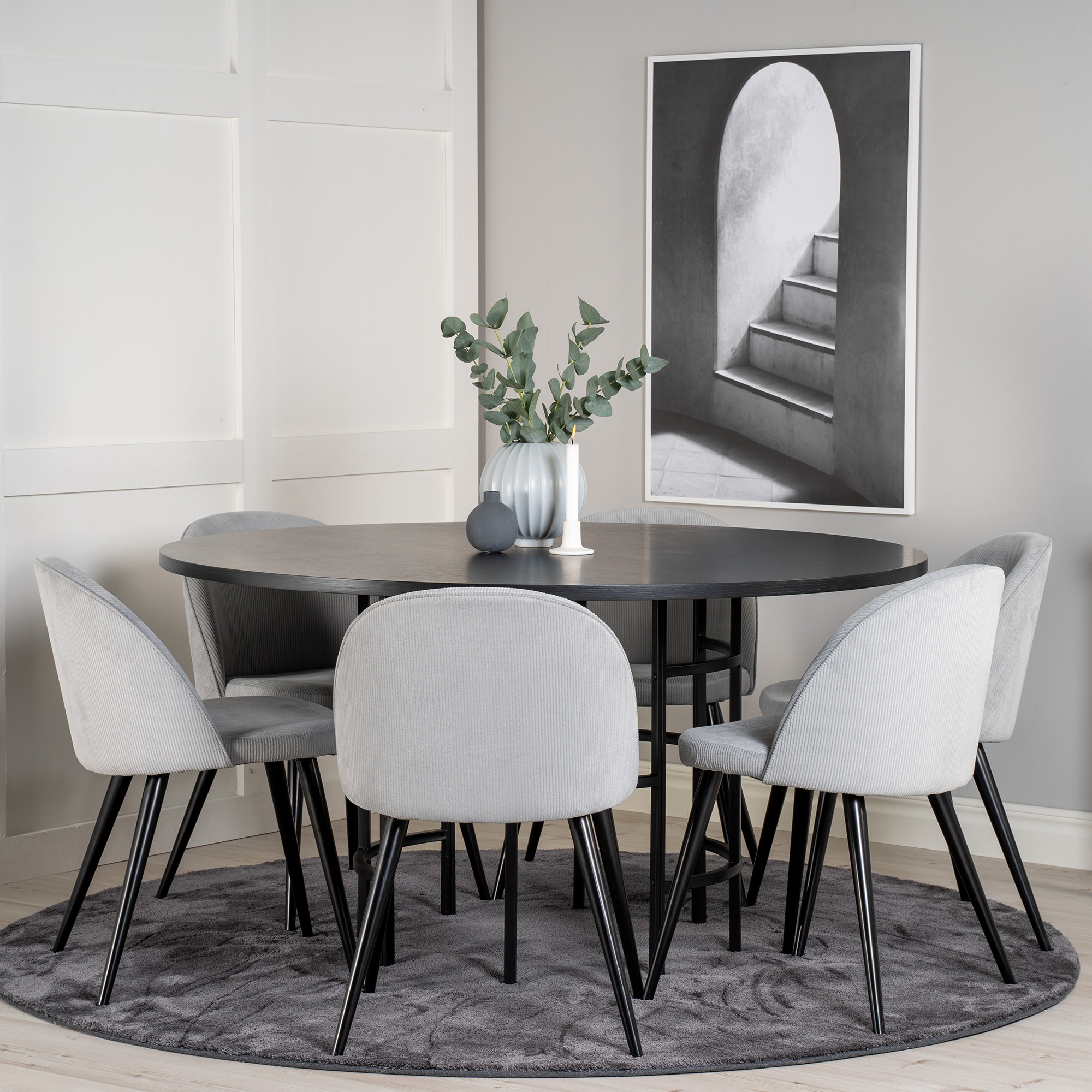 Matgrupp furniture/fashion Copenhagen med 6 Valentina Stolar