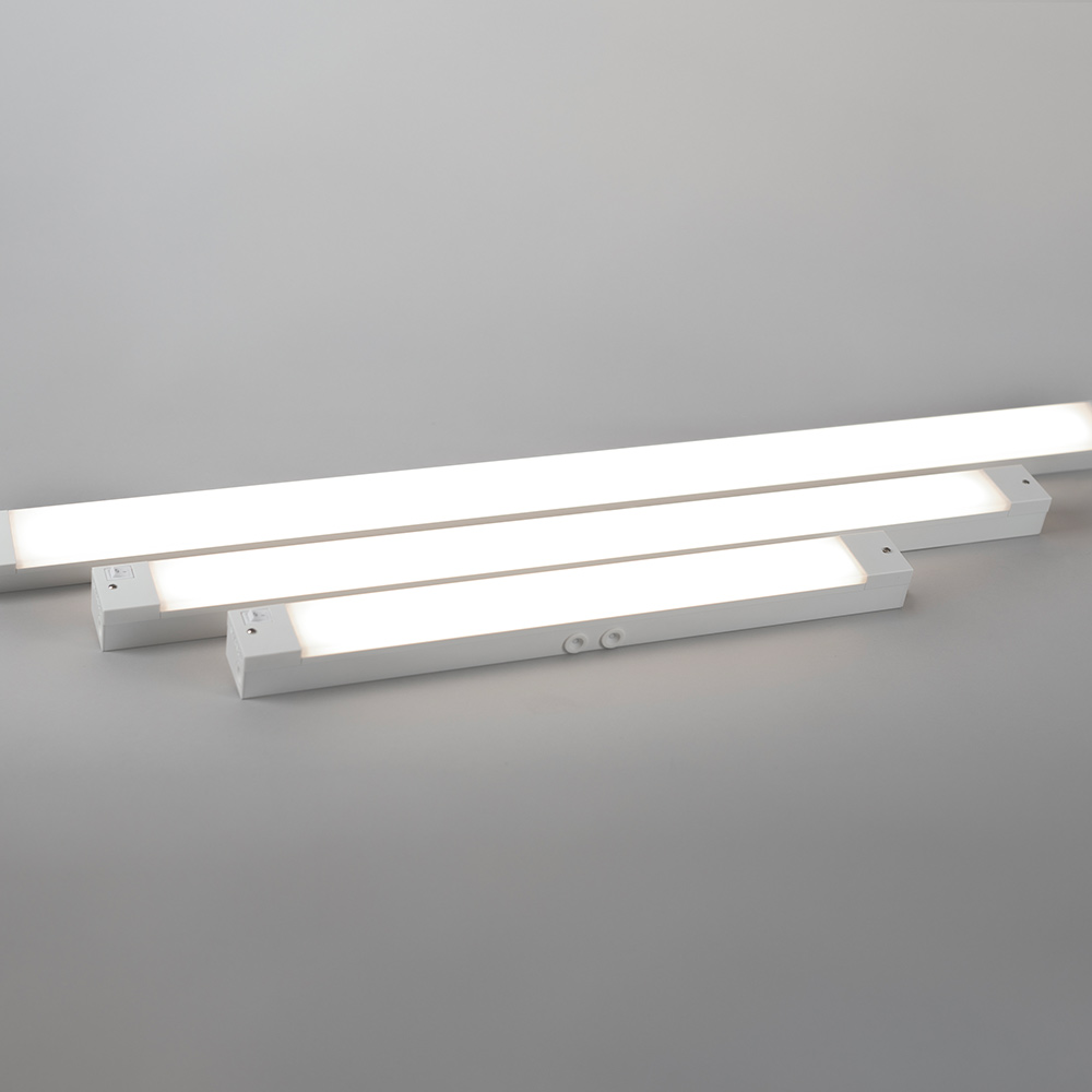 Underskåpsarmatur Hide-A-Lite Arm Kitchen Basic 1180 mm