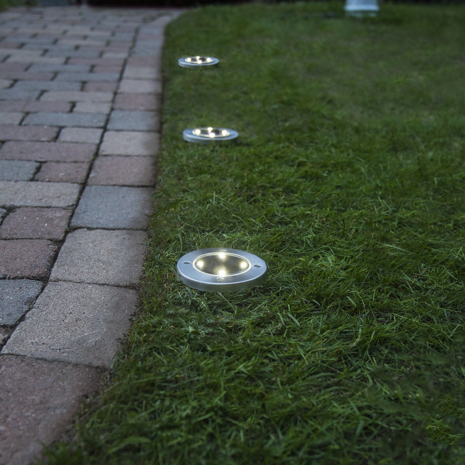 Solcellslampa Star Trading Lawnlight LED Utebelysning 3-pack