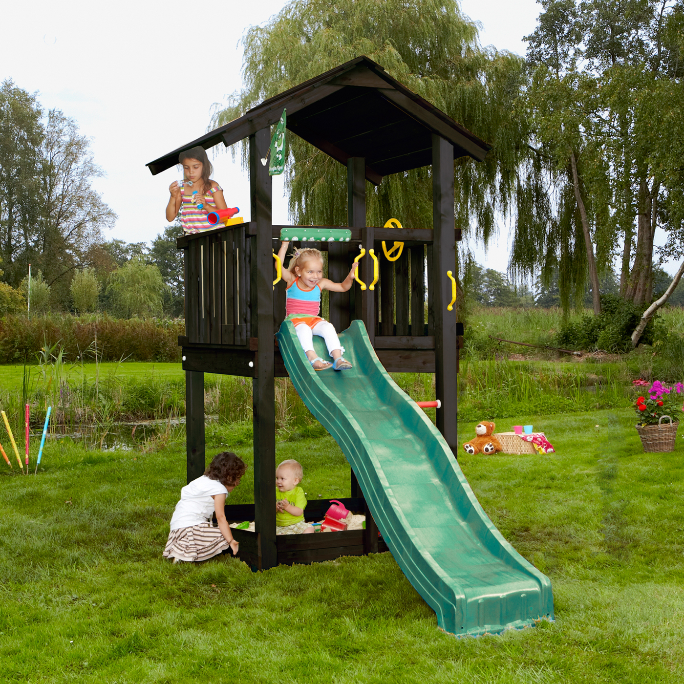 Lektorn Jungle Gym Casa inkl. rutschkana, grundmålat svart