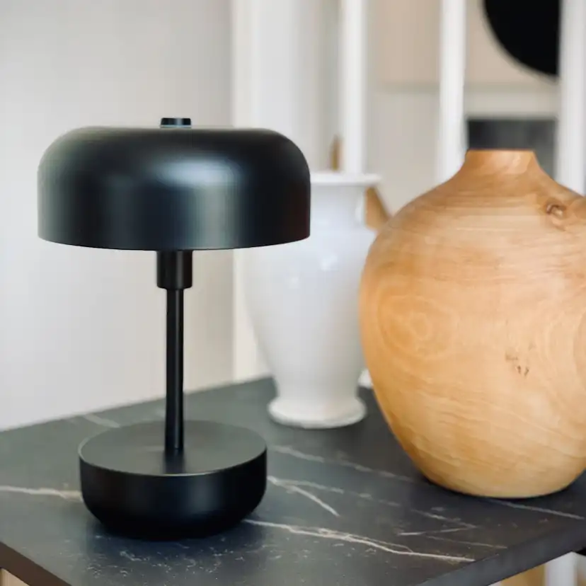 Portabel Bordslampa Dyberg Larsen Haipot LED Uppladdningsbar