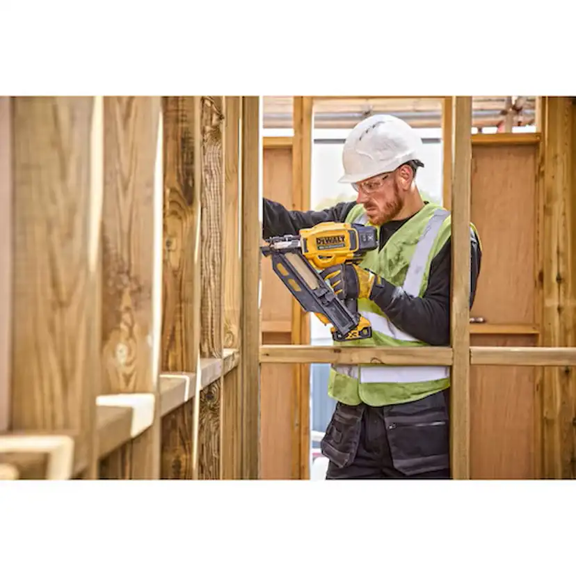 Stomspikpistol DeWalt DCN930N-XJ 18V XR Utan Batteri & Laddare