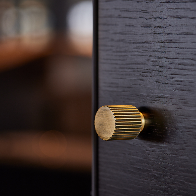 Knopp Beslag Design Helix Stripe