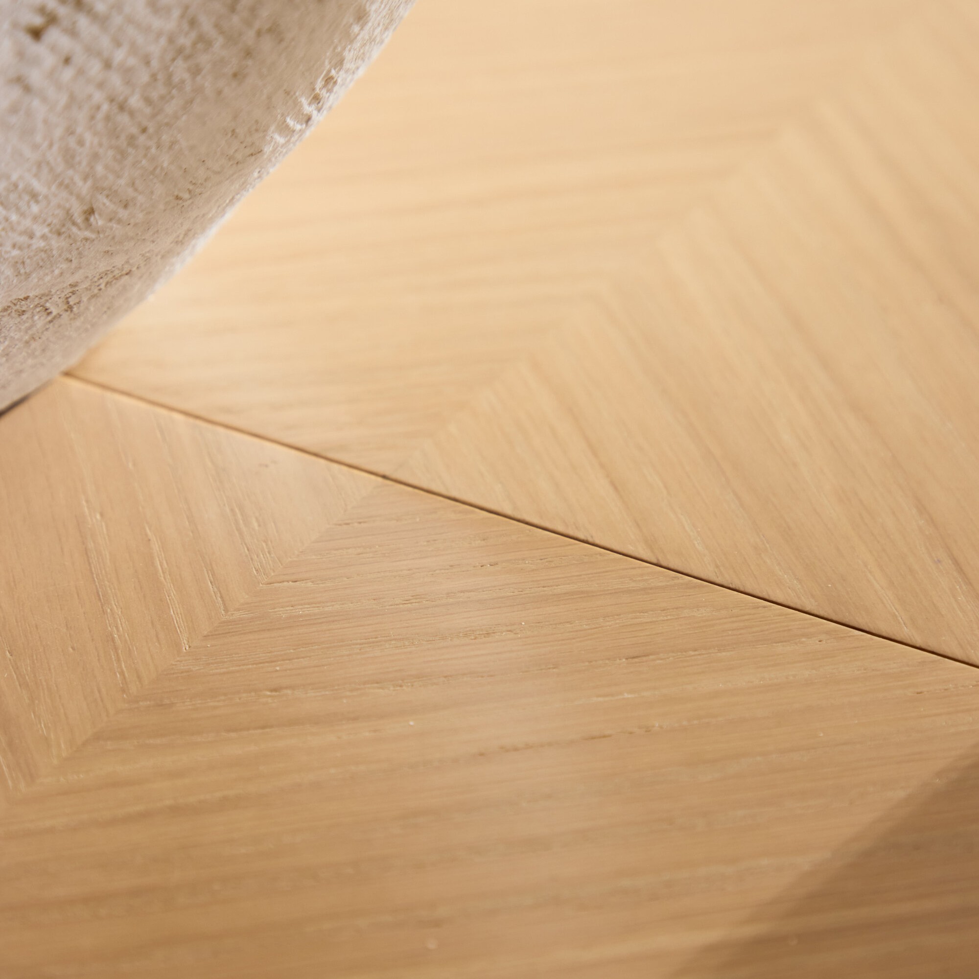 Matbord Venture Home Strada