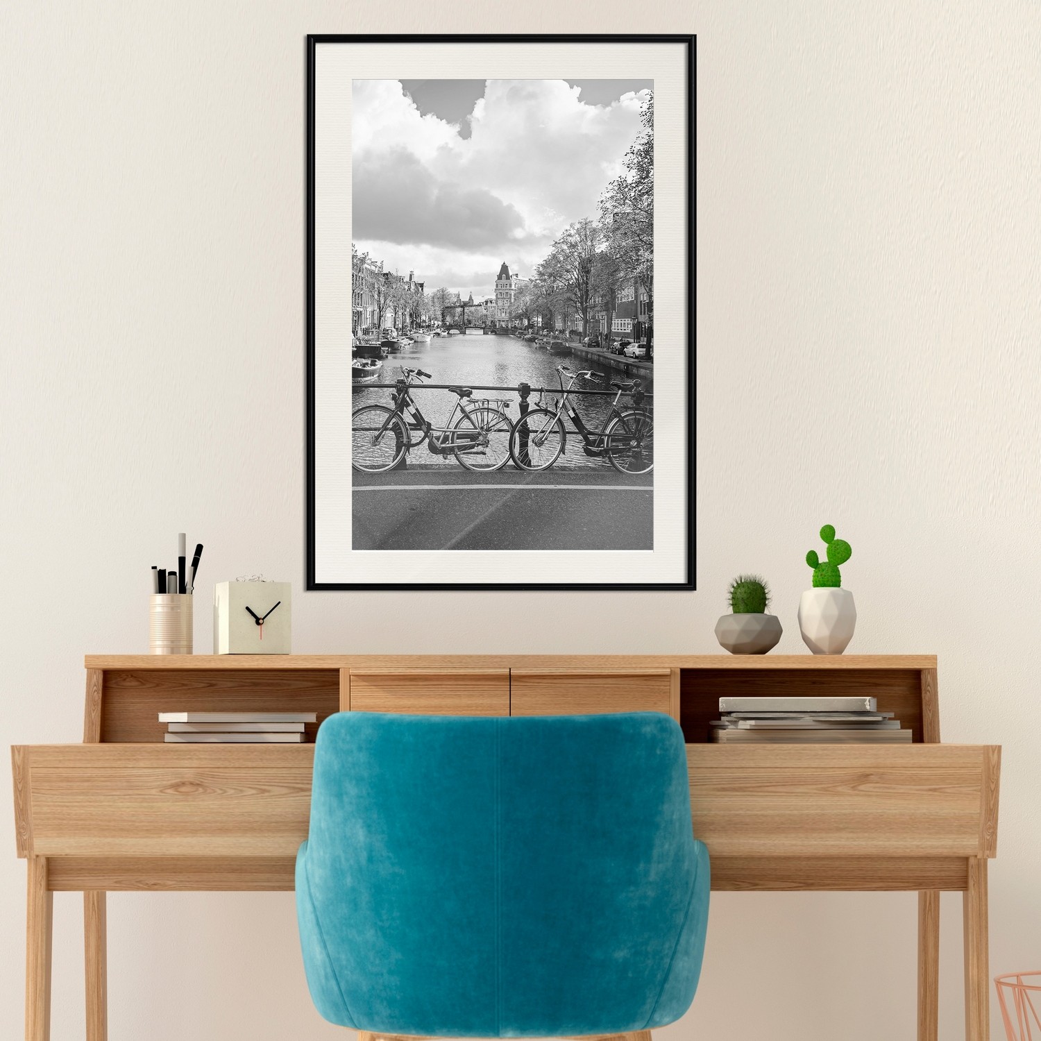 Affisch - Bikes On Bridge [Poster] 20x30 Svart ram med passepartout, 20x30 cm