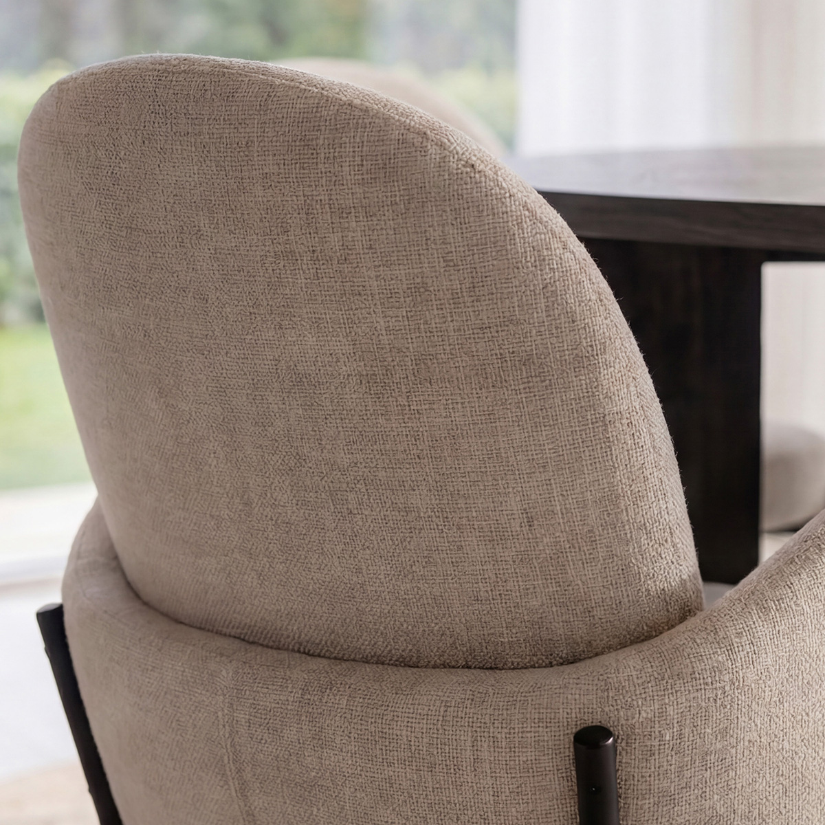 Matgrupp Venture Home Juno  Ø120 cm med 4st Blom Stolar
