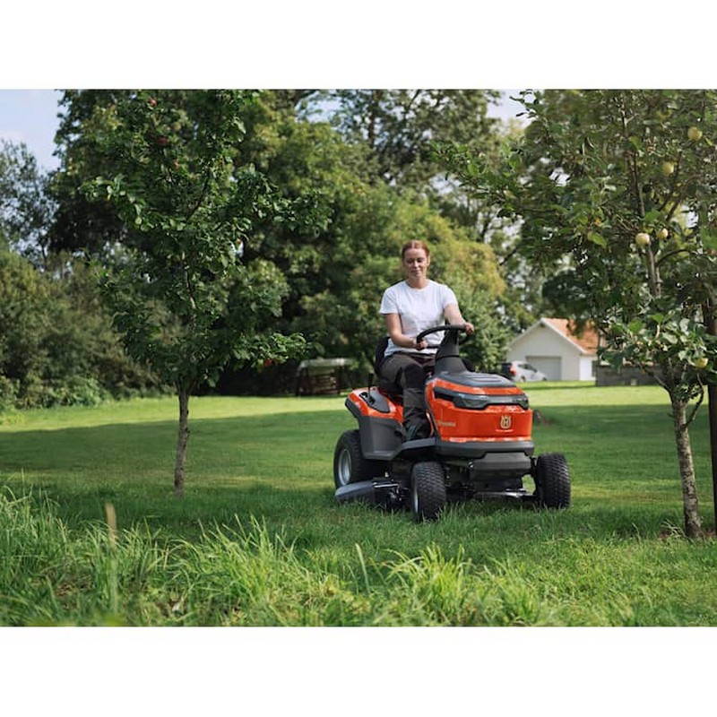 Trädgårdstraktor Husqvarna TS 100i Batteridriven