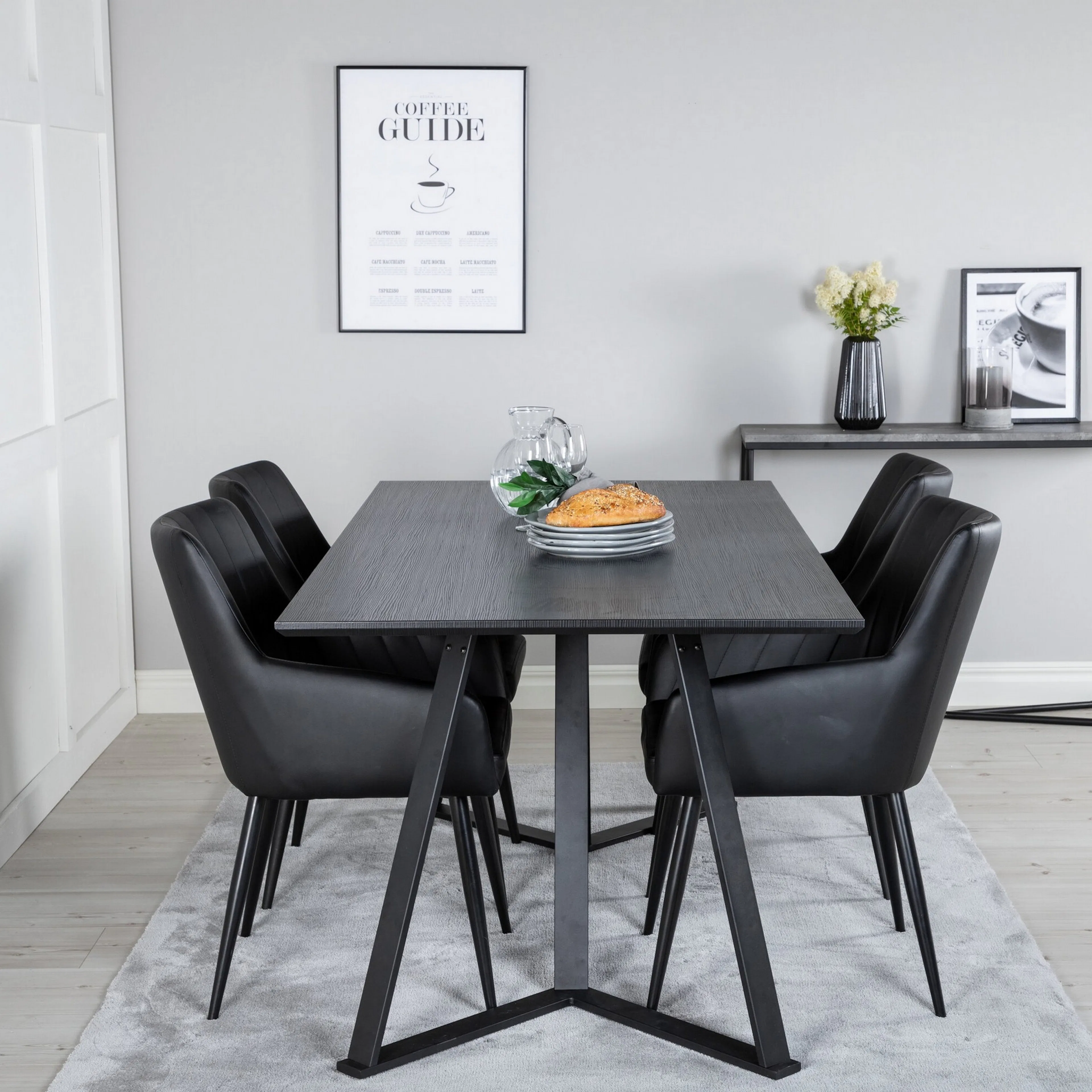 Svart/Svart
