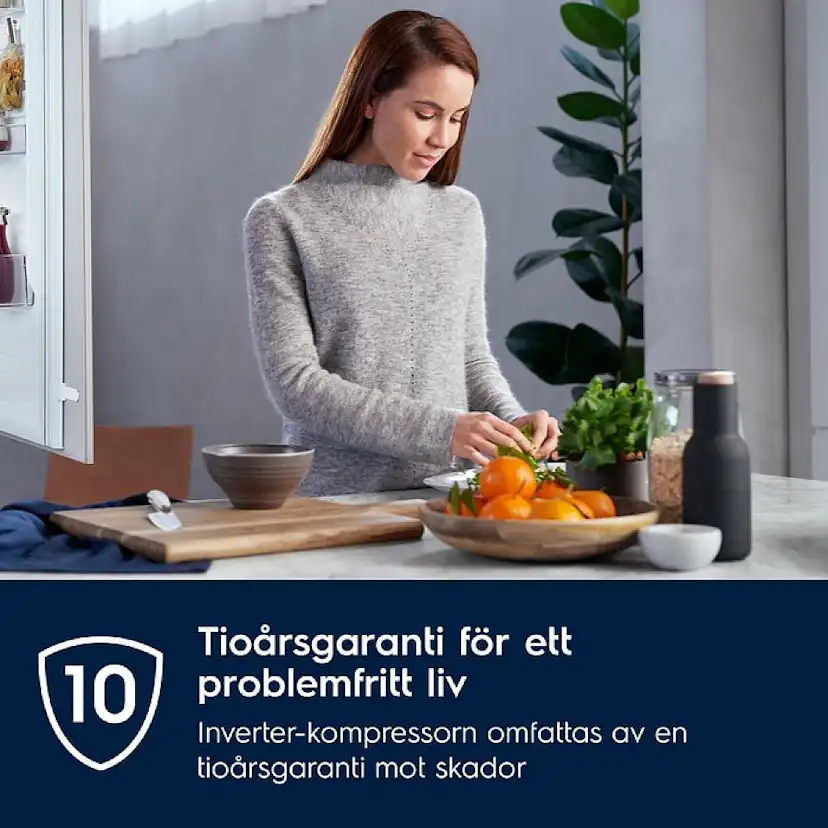 Kombinerad Kyl/Frys Electrolux Serie 300 LNS3LE18S Integrerad