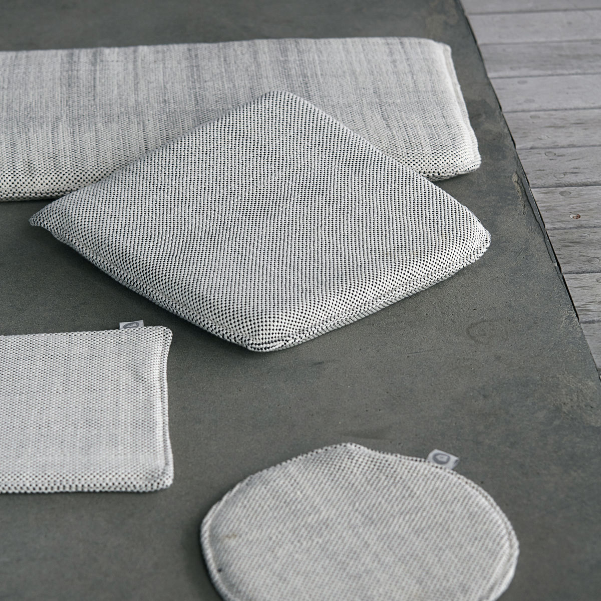 Sittdyna House Doctor Cuun Svart/Vit