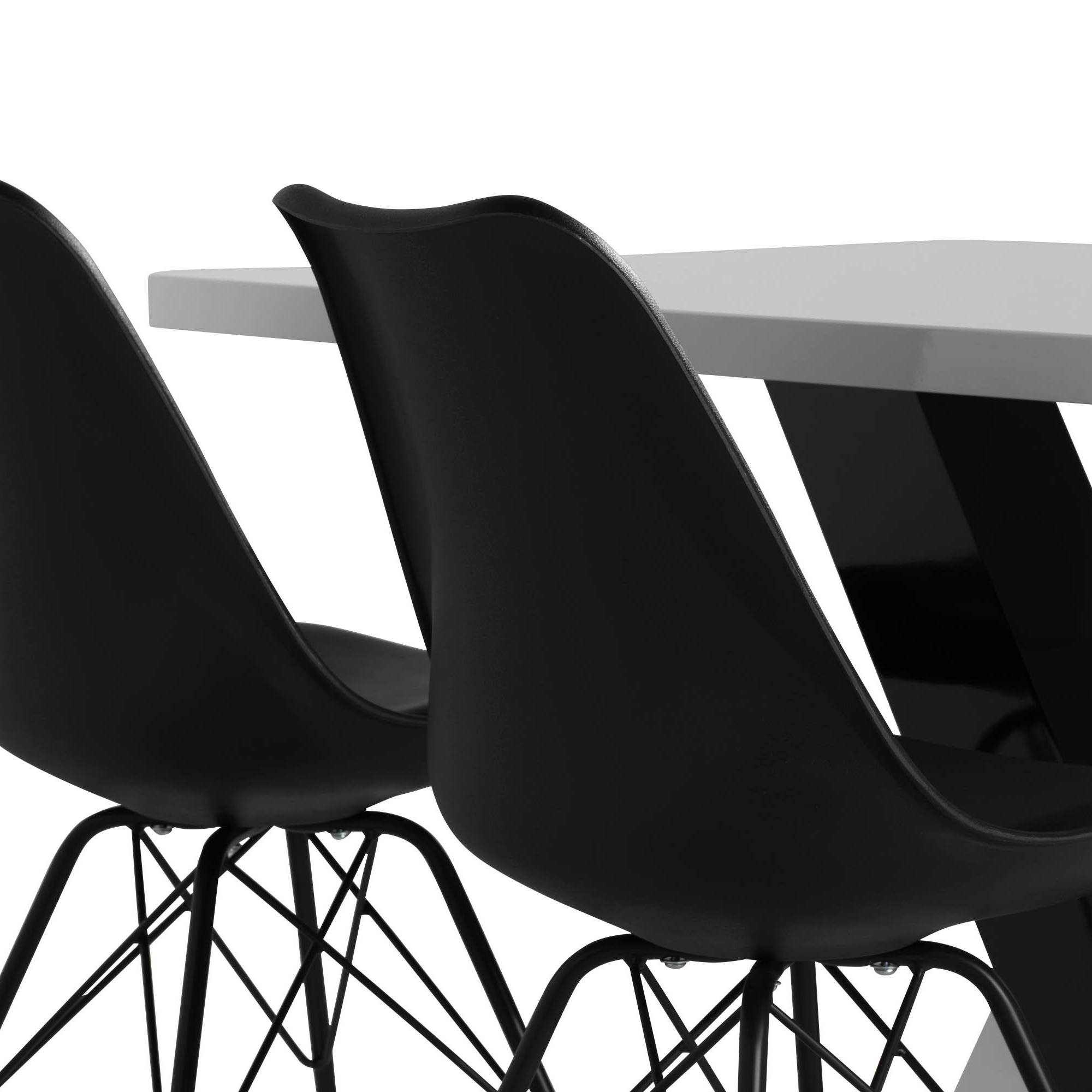 Matgrupp Scandinavian Choice Cesi Rektangulärt Matbord 140 cm med 4 Shell Matstol