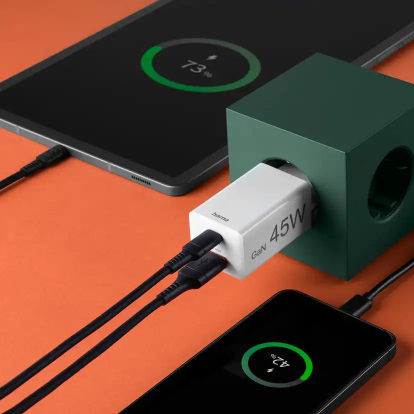 Laddare HAMA 1x USB-C 1x USB-A GaN 45W Vit