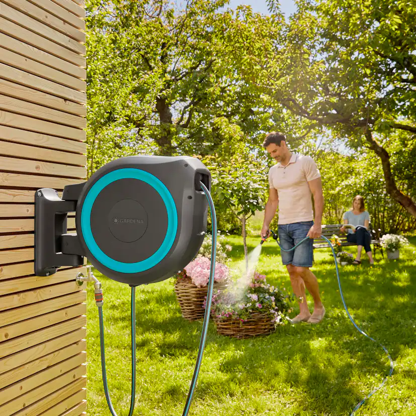 Bevattningspaket Gardena Slangbox L 25 m Turkos Med Vattenspridare & Sprinklerpistol