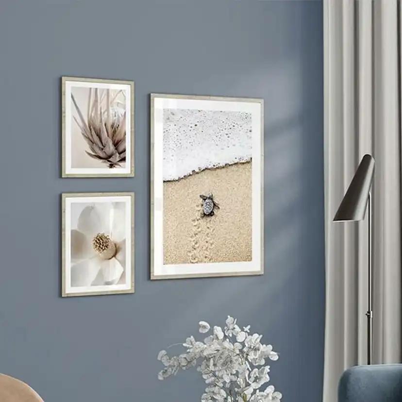 Poster Gallerix Baby Turtle On Beach