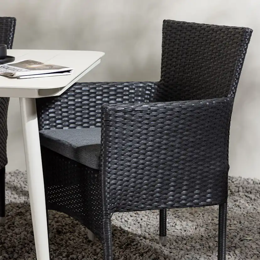 Matgrupp Venture Home Lina Bord med 6 Malina Stolar