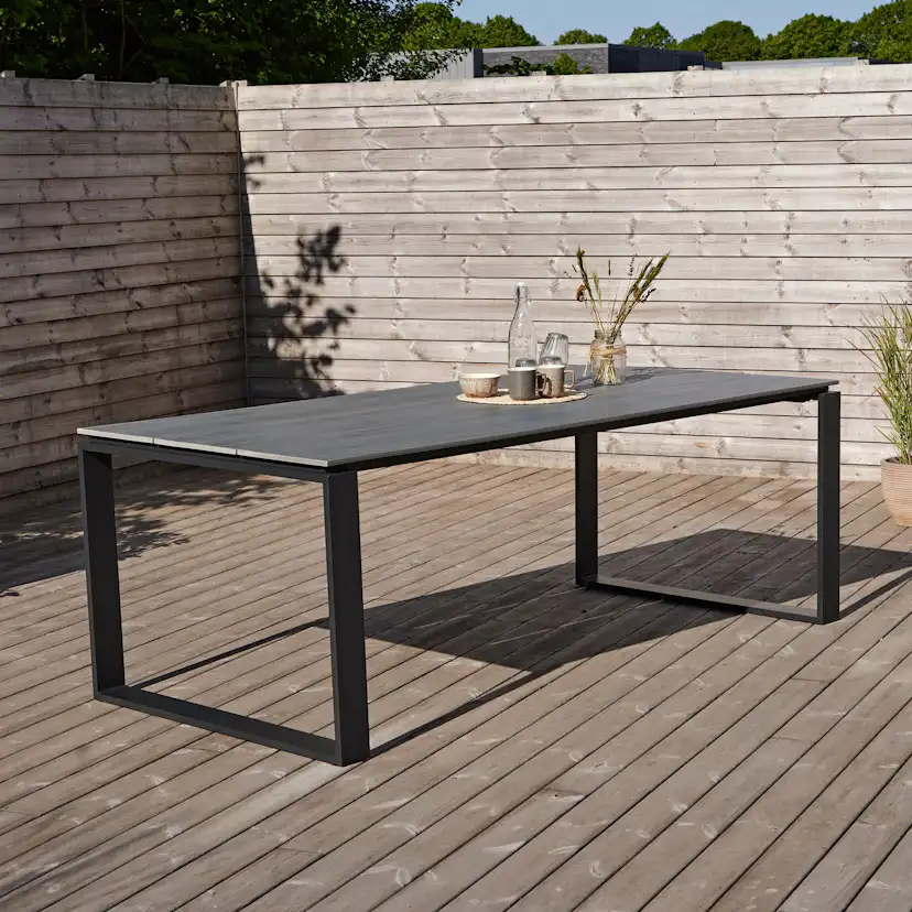 Utebord Outfit Martinus 210