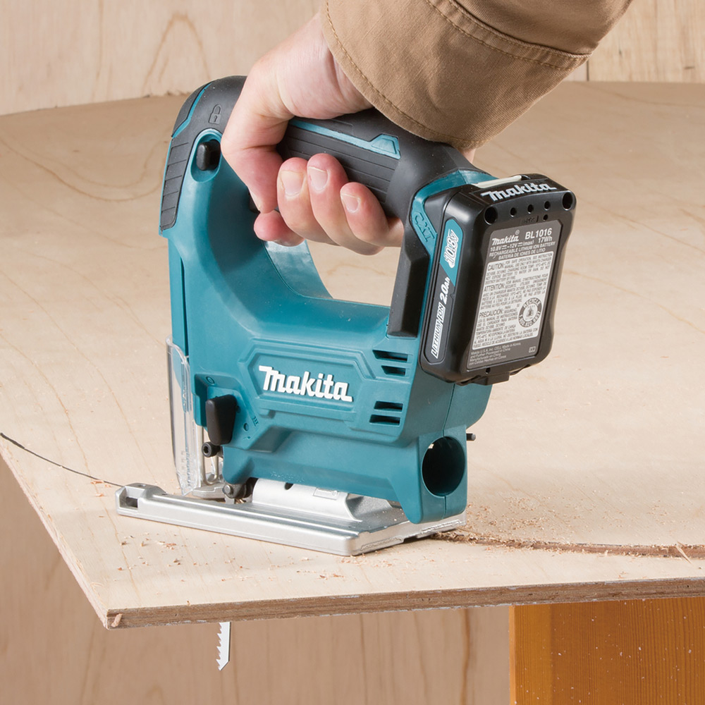 Sticksåg Makita JV101DZ utan Batteri och Laddare