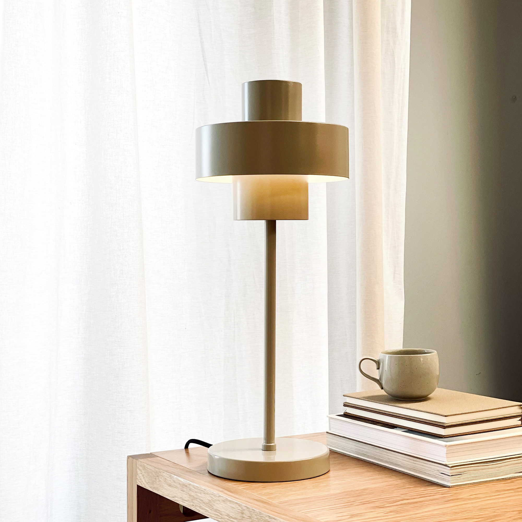 Bordslampa Dyberg Larsen Stoke