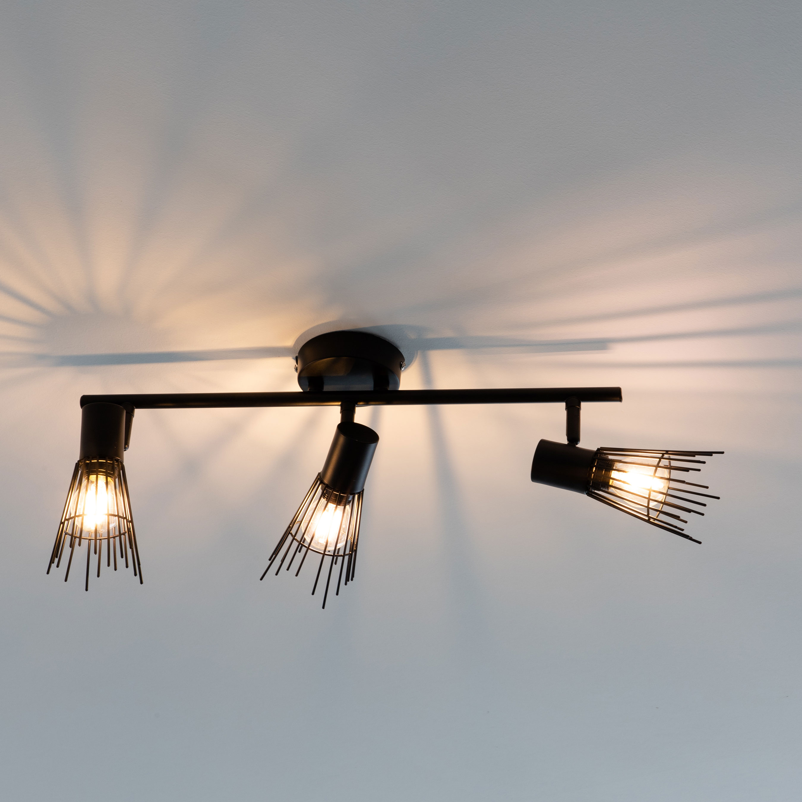 Vägglampa Venture Home Paris 3L