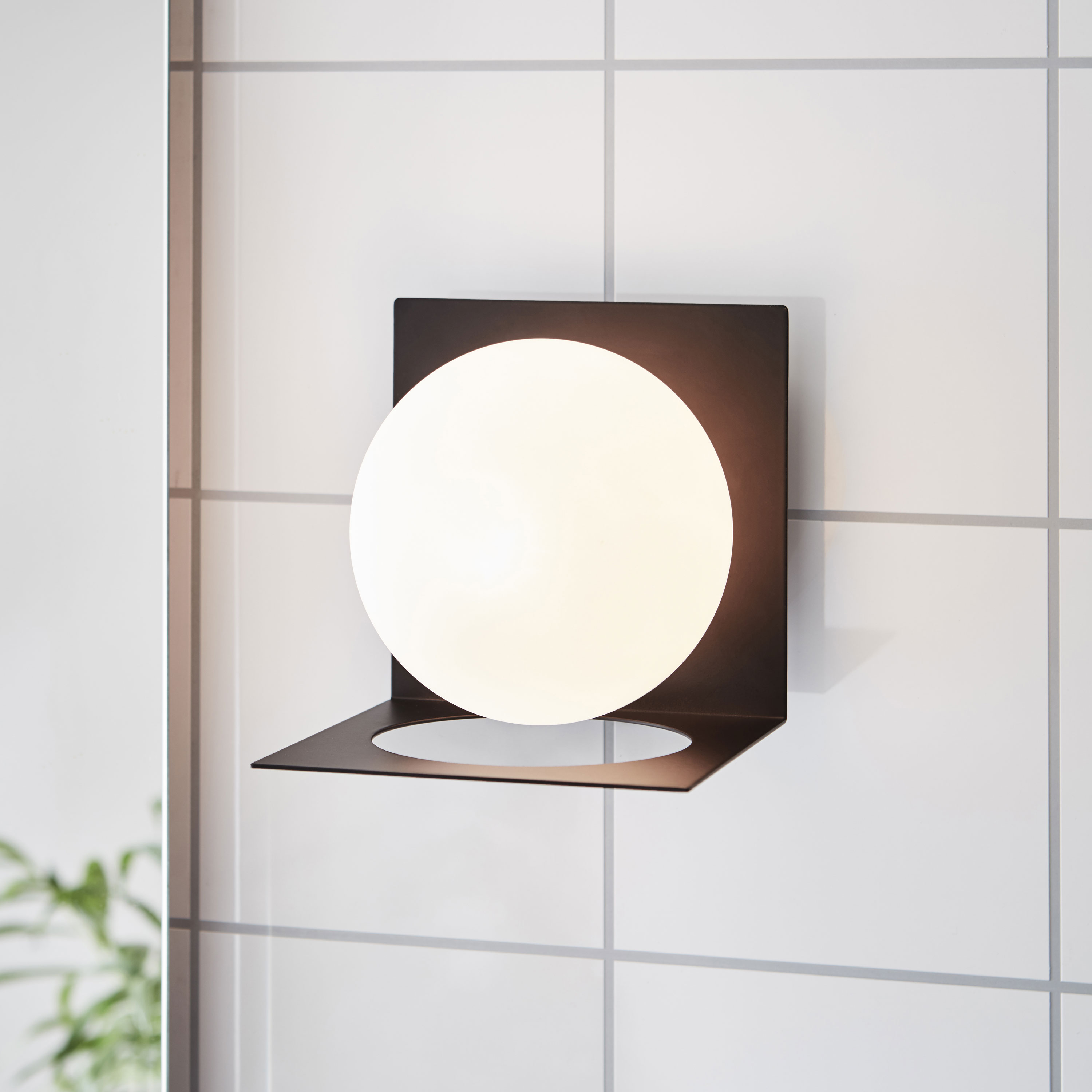 Vägglampa Markslöjd Zenit
