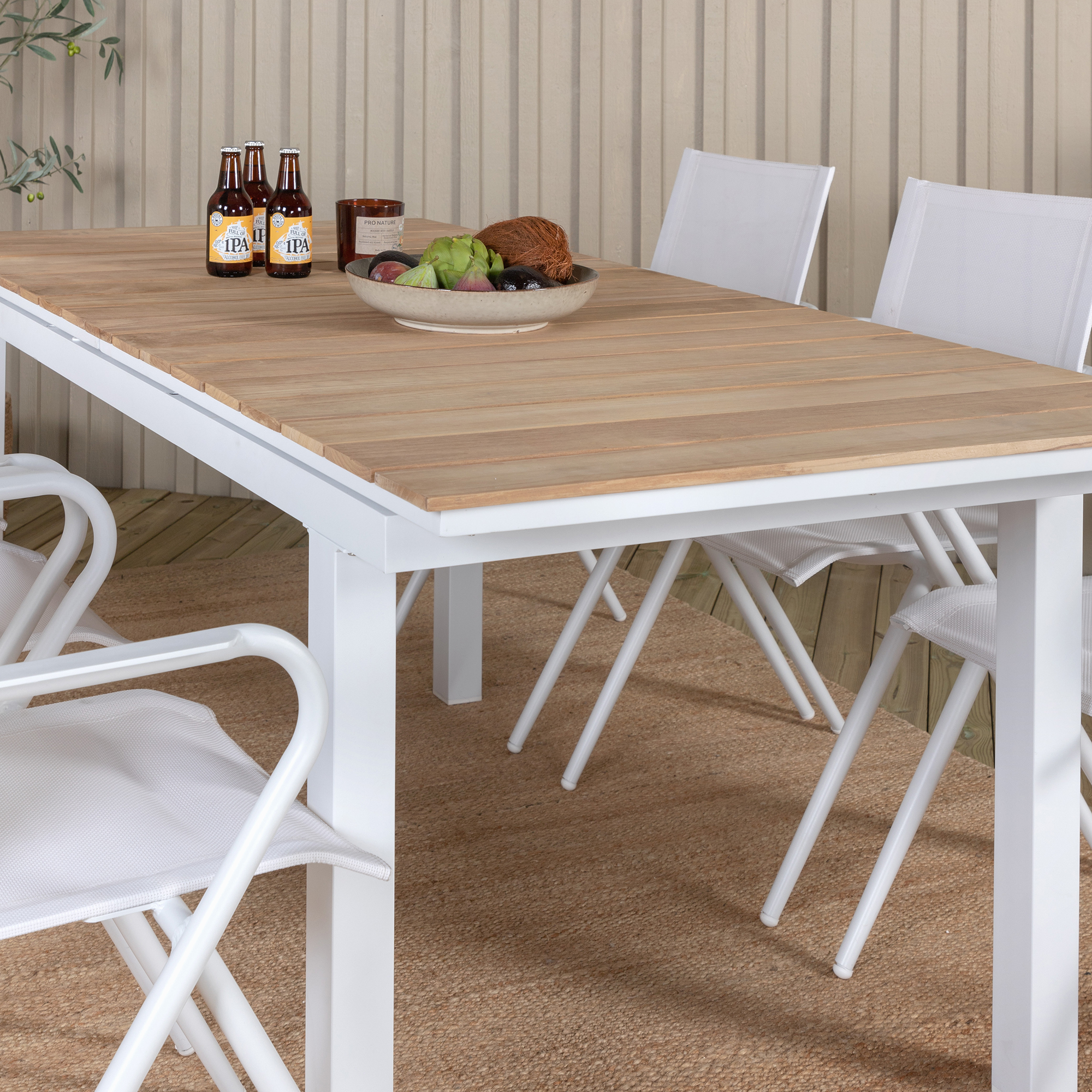 Matgrupp Venture Home Mendi med 6 Act Stolar Vit
