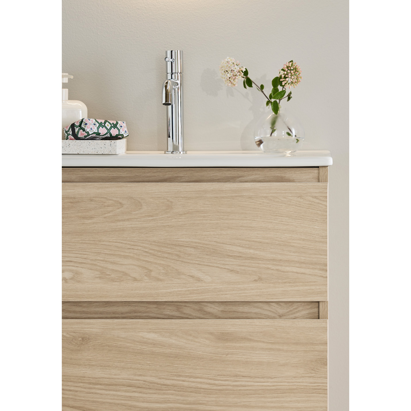 TVÄTTSTÄLLSSKÅP STYLE EK MED TVÄTTSTÄLL 800 B: 810 mm, Ek