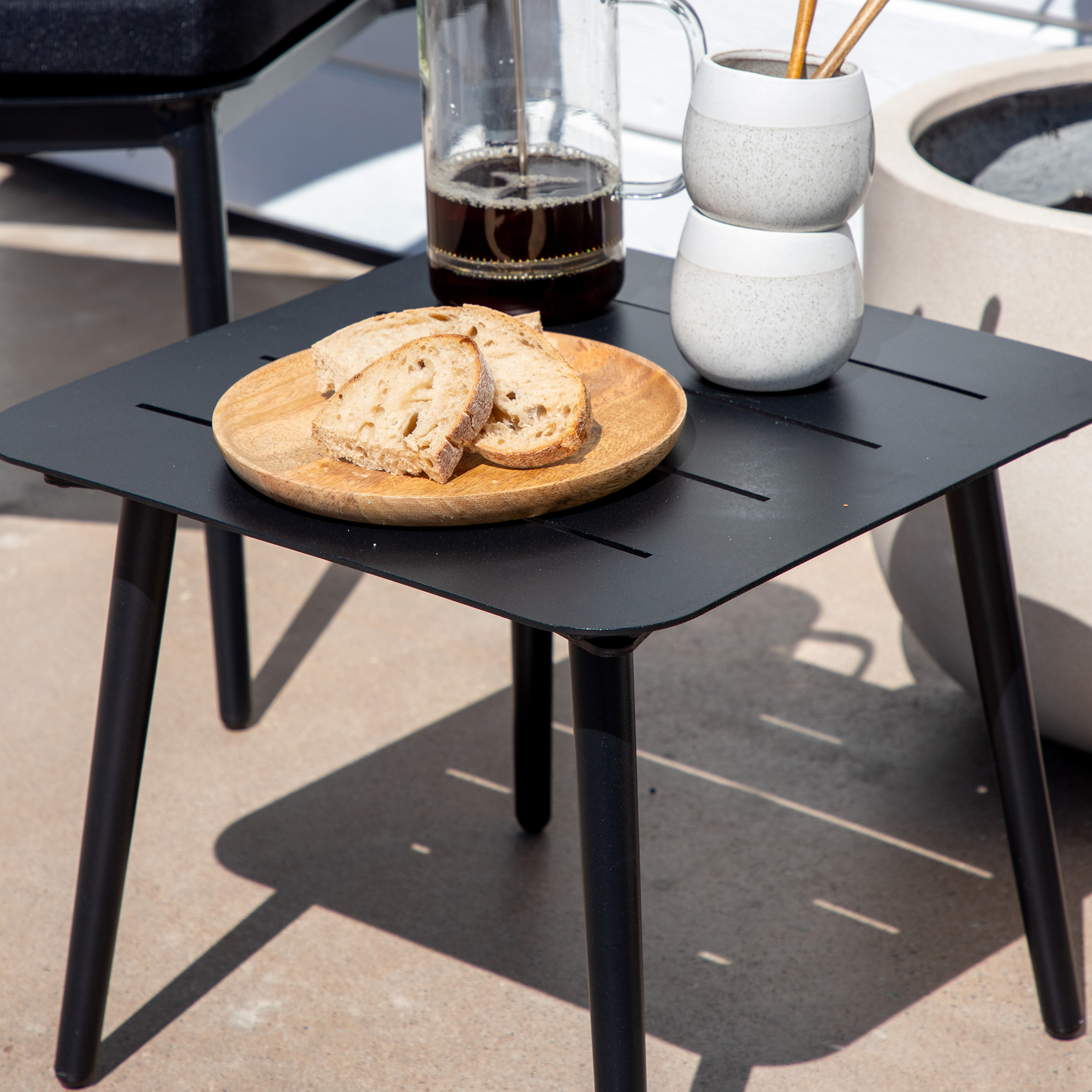 Lina Side table - Black 40*40cm Svart