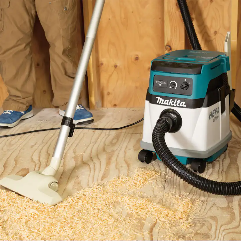 Dammsugare Makita LXT DVC151LZ utan Batteri