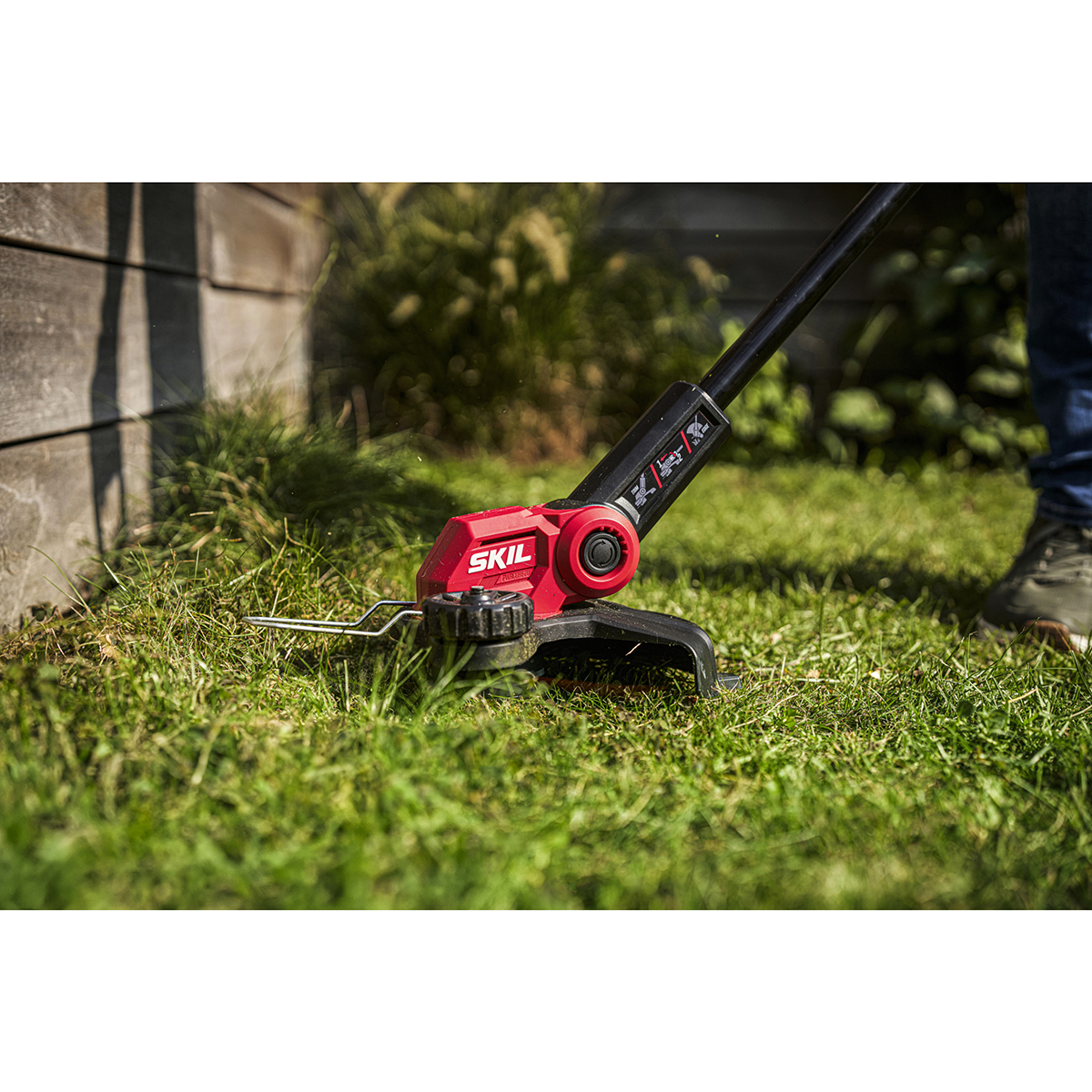Grästrimmer SKIL 0231 CA Kolborstfri Batteridriven