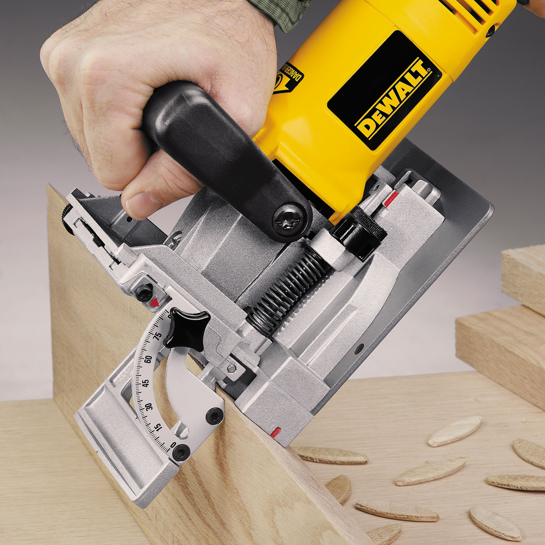 Lamellfräs Dewalt DW682K-QS 230 V