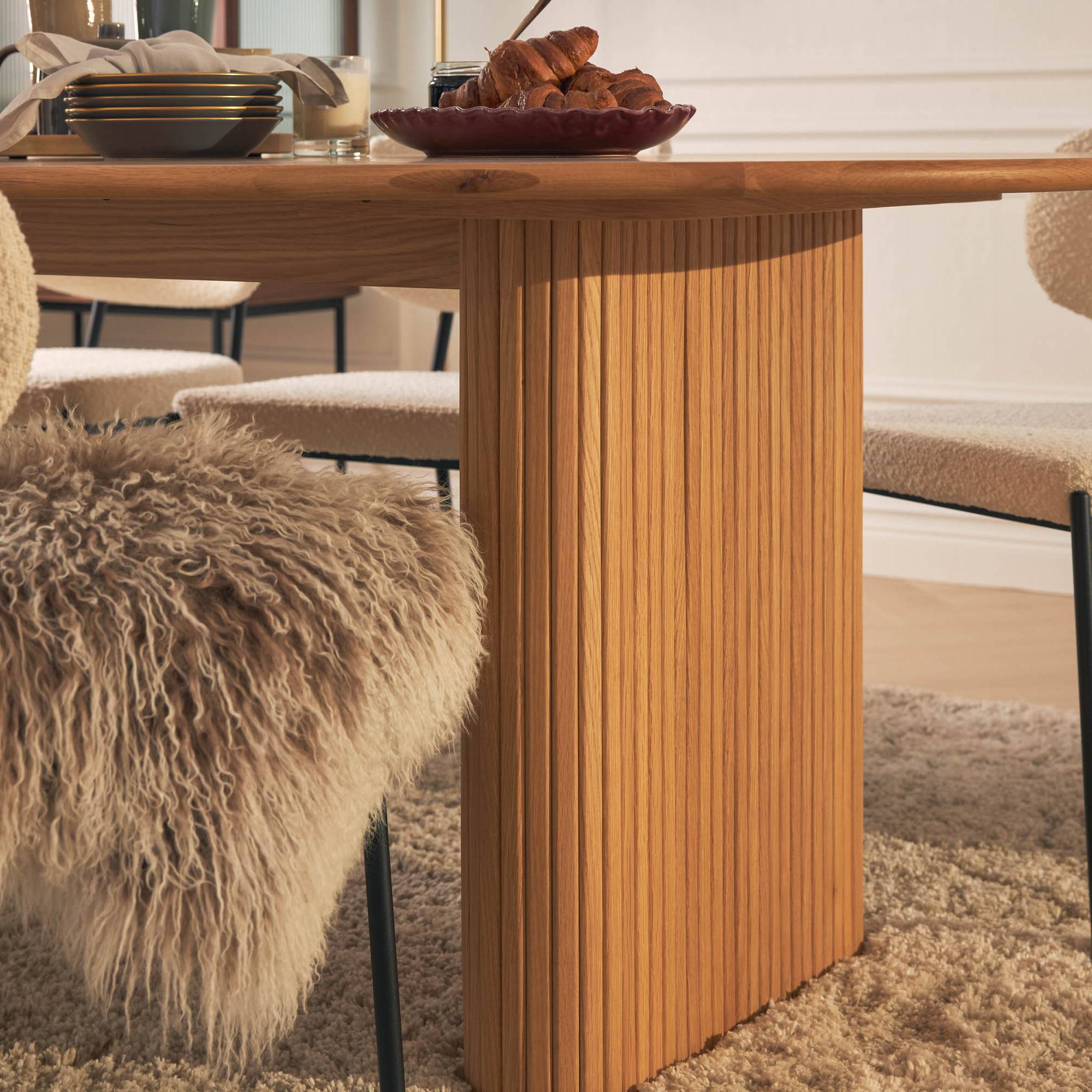 Matgrupp Basic Home Noira Ovalt Matbord 220 cm med 6 Gemmanio Matstol