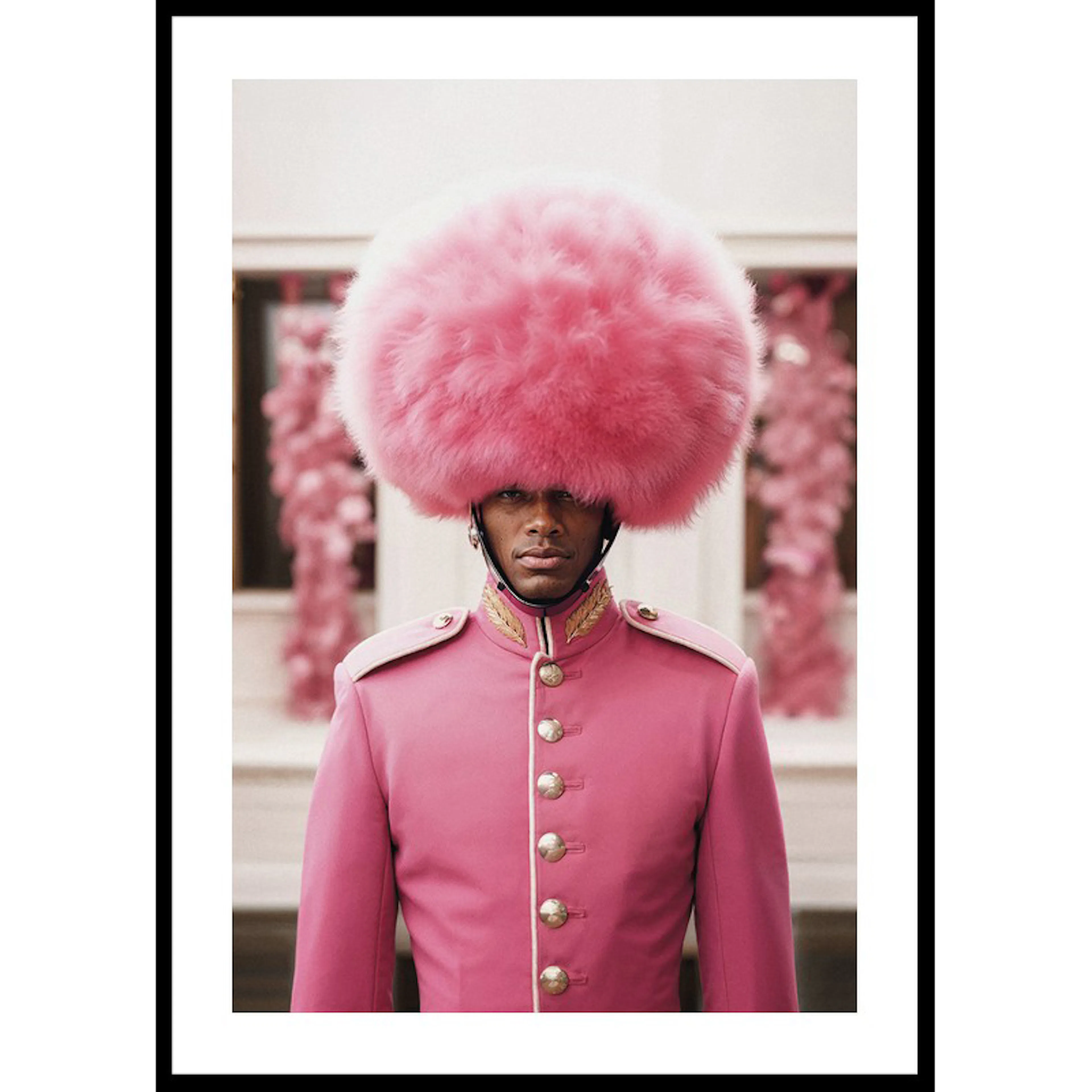 Royal Guard In Pink 30x40 30x40 cm