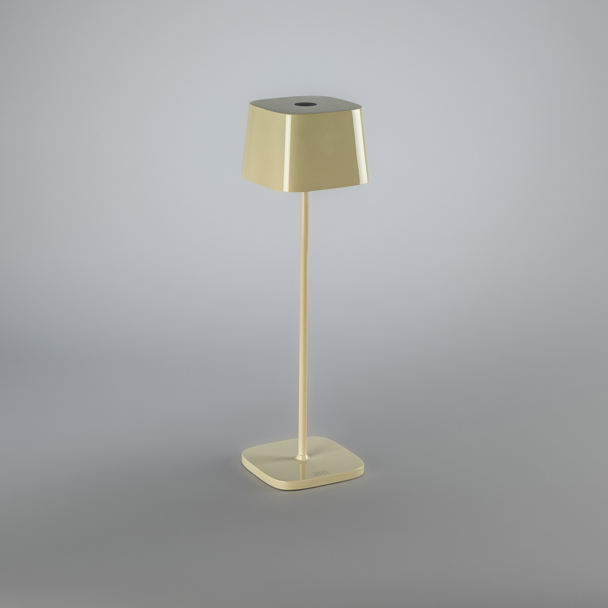 Portabel Lampa Gnosjö Konstsmide Capri Bordslampa USB