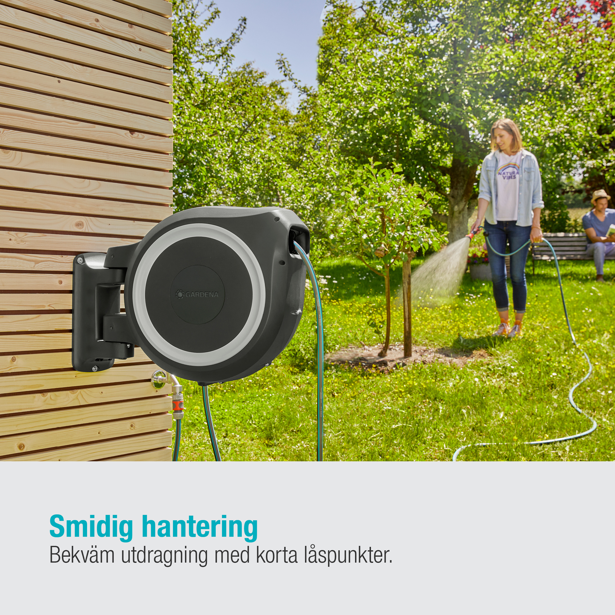 Väggslangbox Gardena RollUp L Vit 30m med Extra Munstycke - Perfekt för Vattenslang & Trädgårdsslang