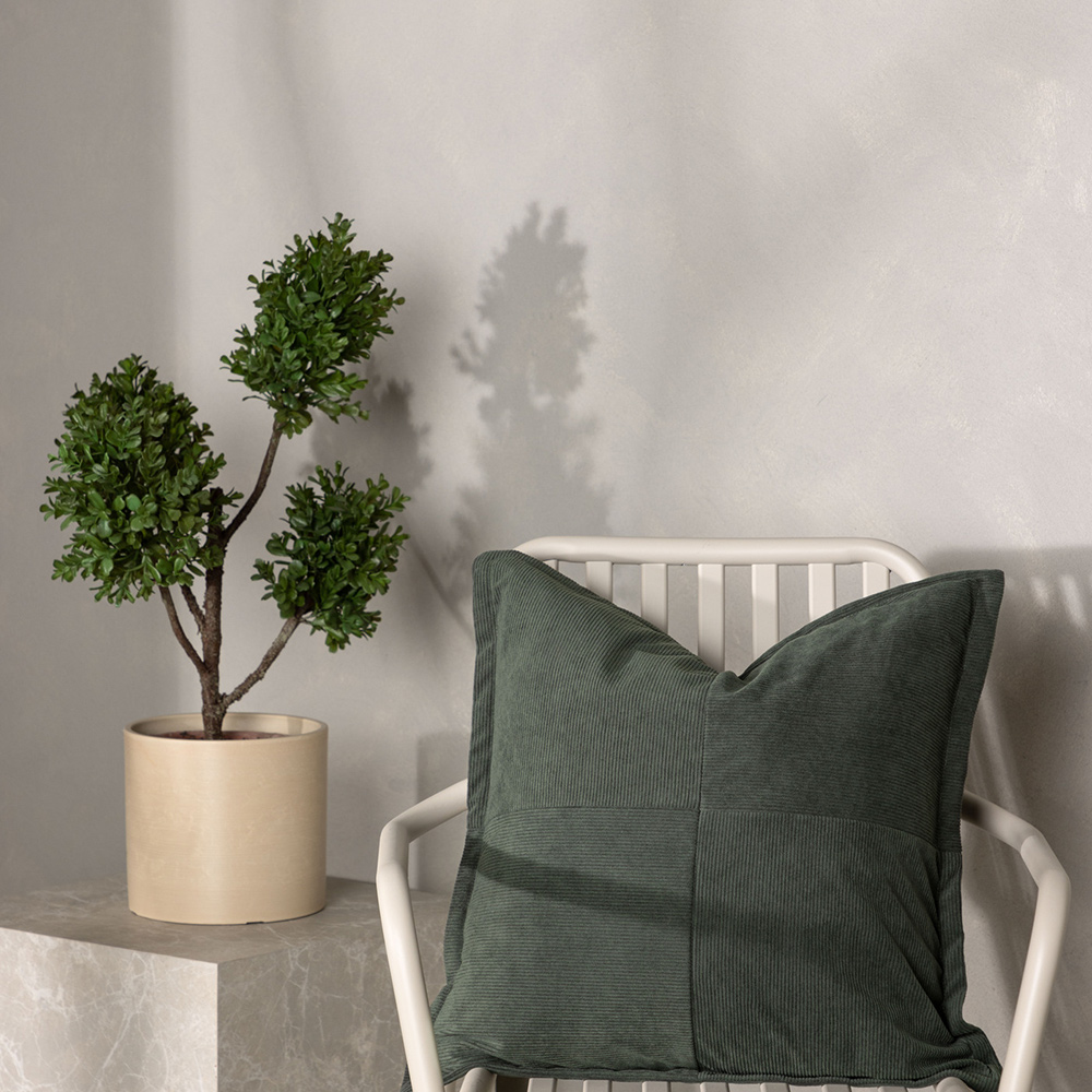Lykke Cushion Cover Poly embossed velvet - Dark Green Mörkgrön
