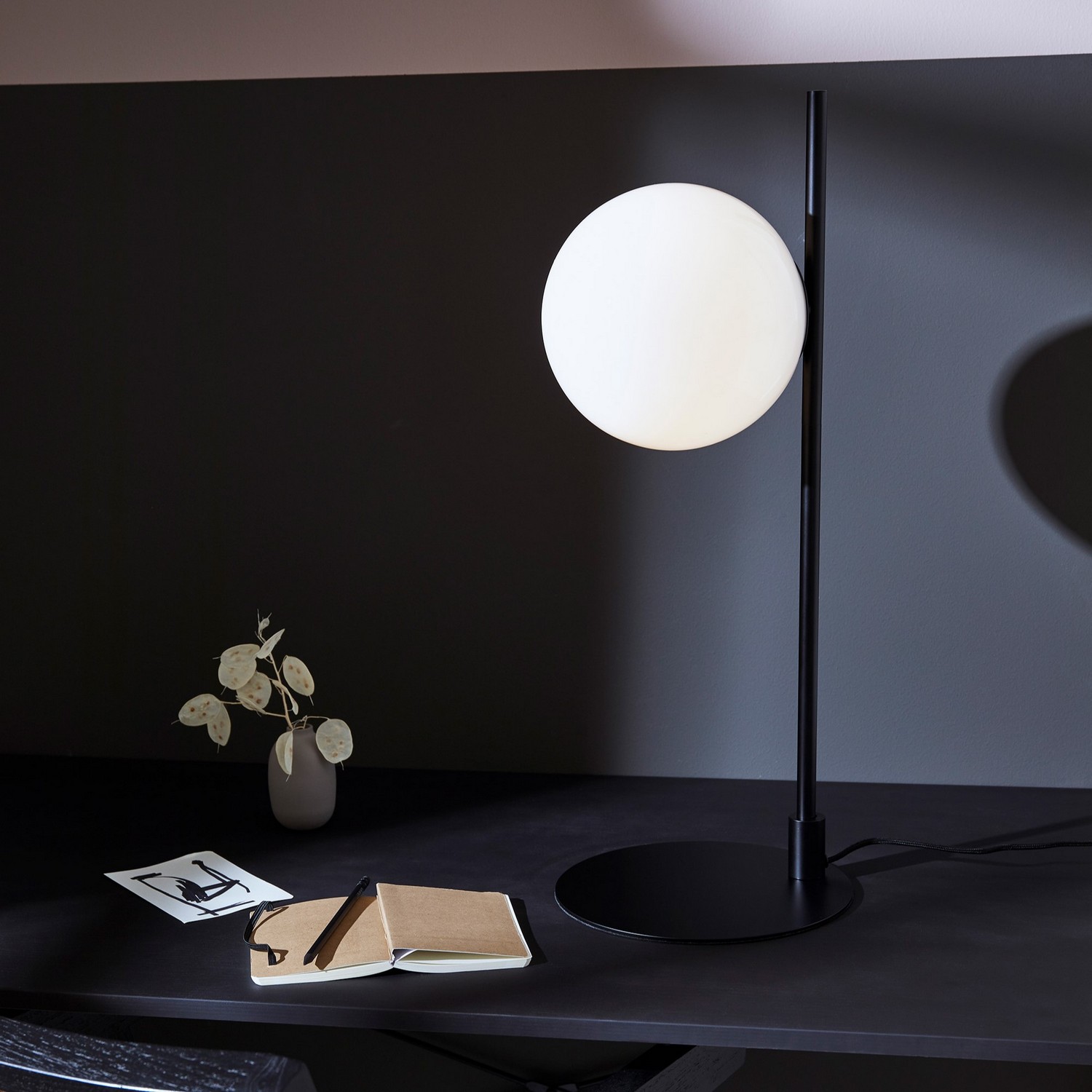 Bordslampa Markslöjd Dione 1L